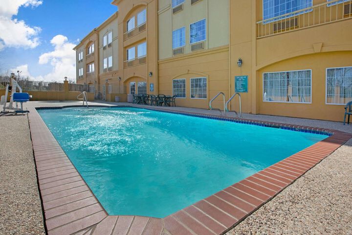 Pool 5 of 48