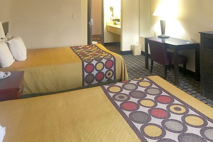Room 18 of 20