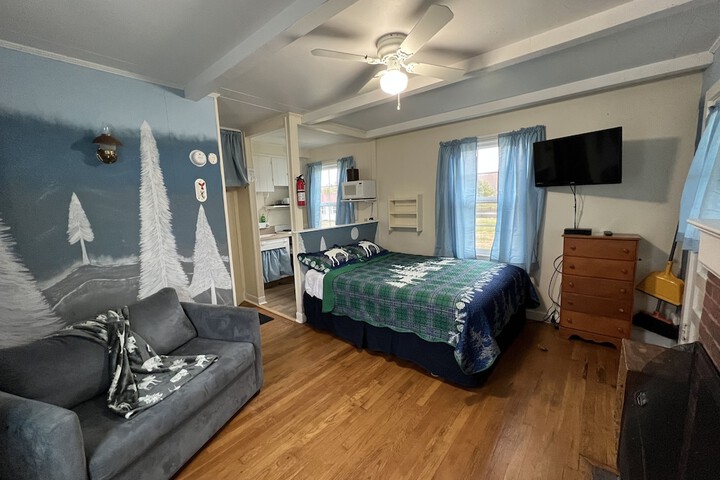 Room 121 of 177