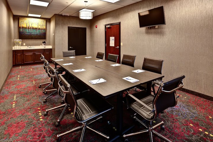 Holiday Inn Express Hutchinson by IHG