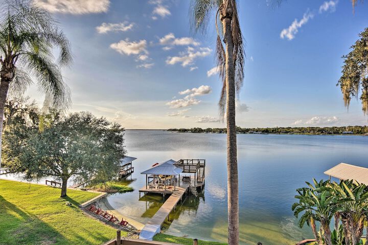 Lakefront Florida Retreat - Pool Table & Boat Dock