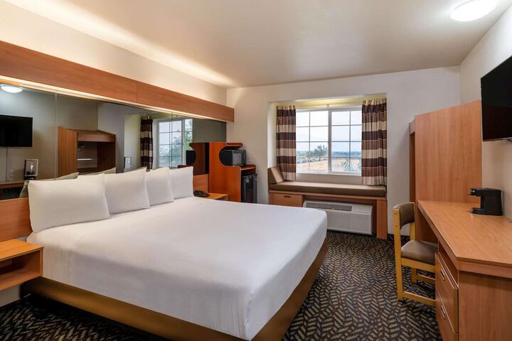 Room 40 of 52