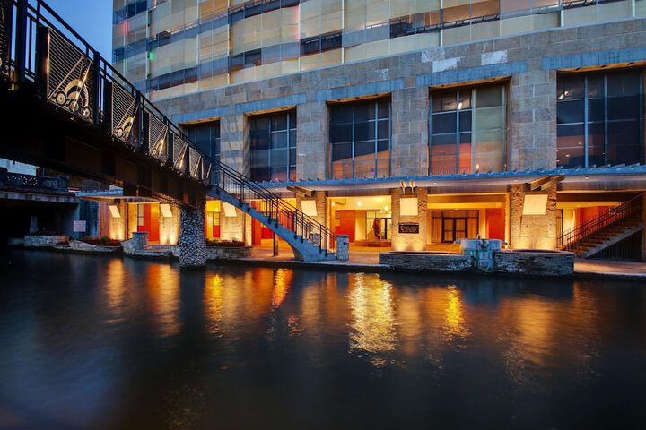 Hotel 9 of 168