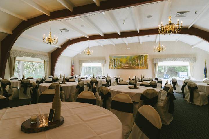 Town and Country Inn & Resort