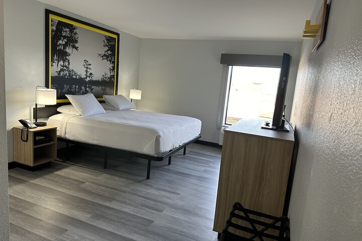 Room 20 of 59