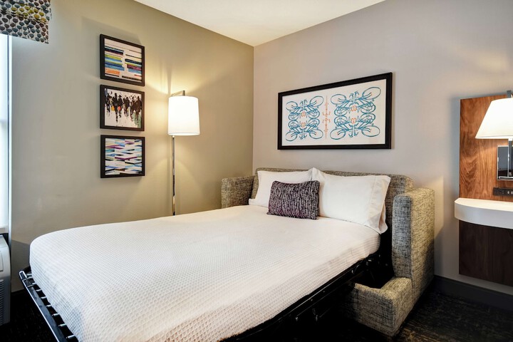 Hampton Inn Atlanta-Mall of Georgia