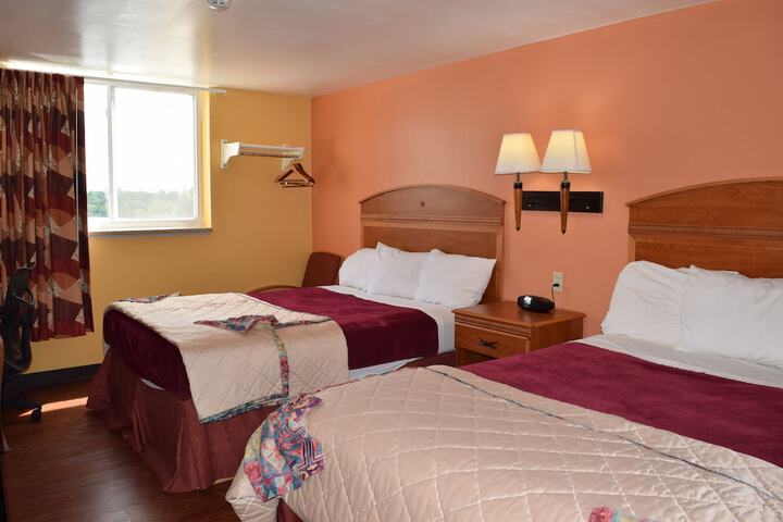 Room 25 of 49