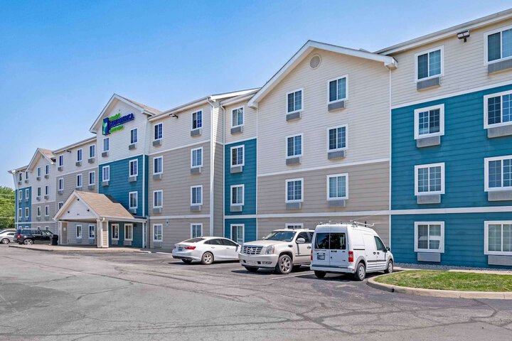 Hotel 2 of 25