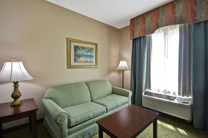 Room 18 of 37