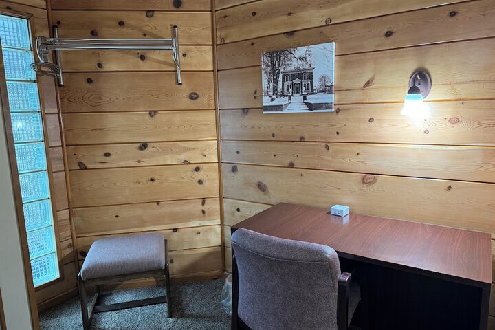 Room 15 of 47