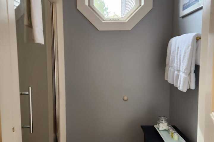 Room 56 of 73