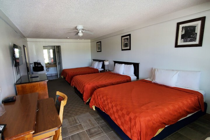 Room 55 of 59