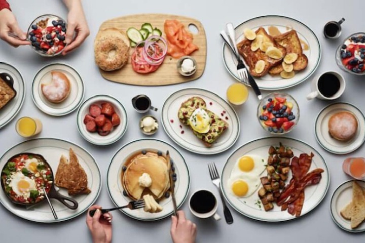 Breakfast/Coffee Service 54 of 67