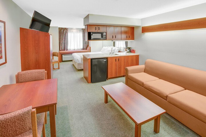Microtel Inn & Suites by Wyndham Hattiesburg
