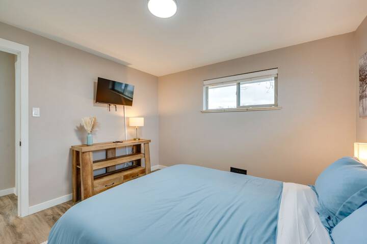 Dog-friendly Arvada Retreat w / Fenced-in Yard!