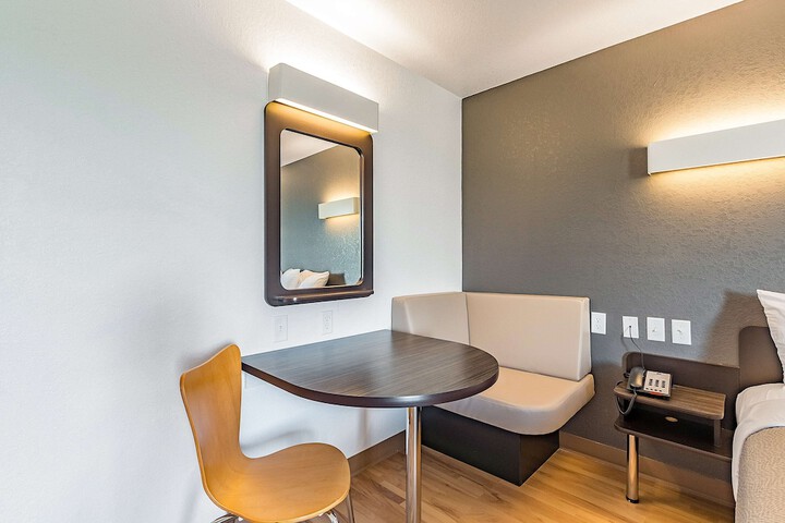 Room 20 of 30