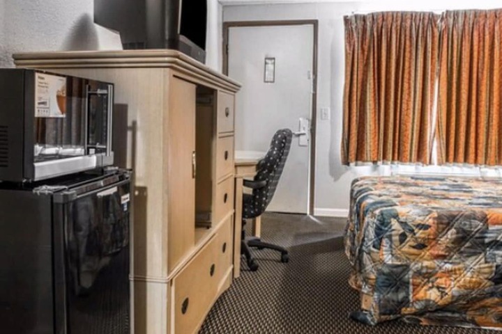 Room 7 of 21