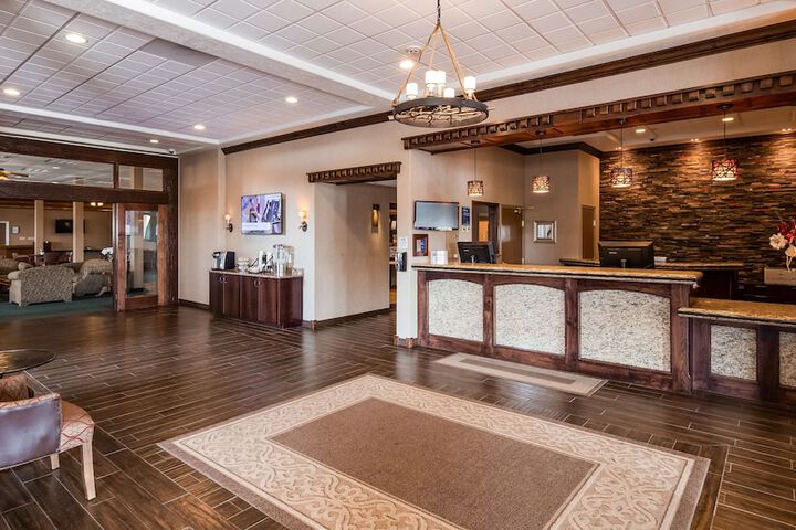 Best Western Plus Flathead Lake Inn & Suites