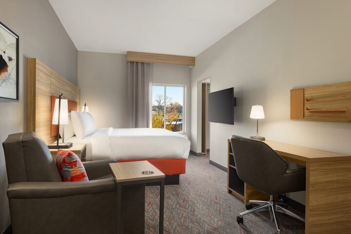 Candlewood Suites Deer Park TX by IHG