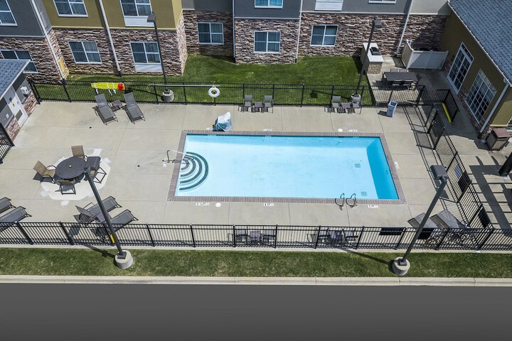 Pool 4 of 79