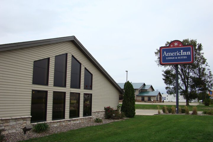 AmericInn by Wyndham Kewanee