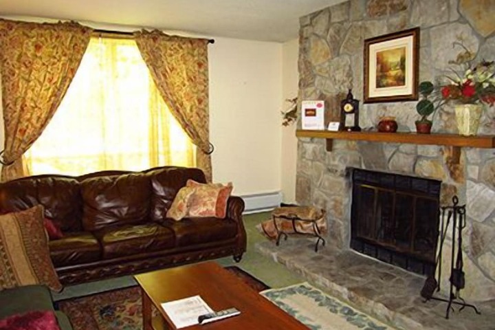 Room 3 of 15
