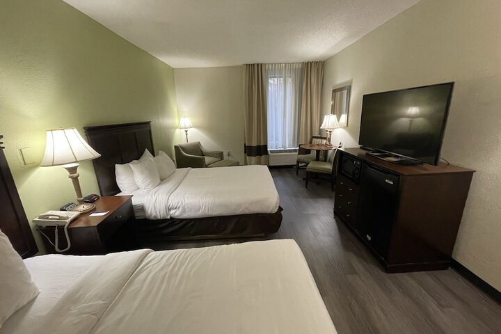 Room 72 of 141