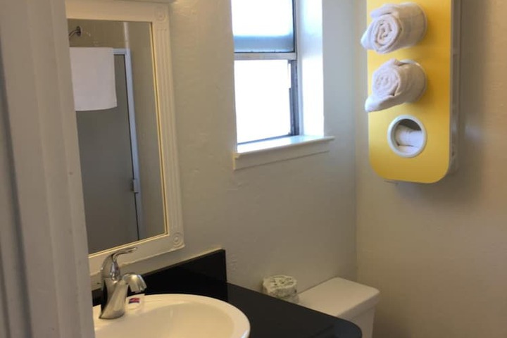 Room 9 of 52