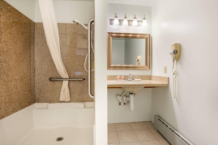 Econo Lodge Saint Albans