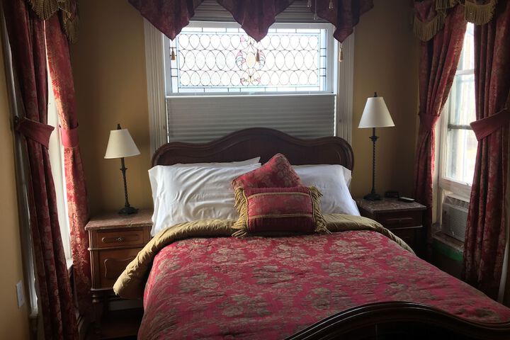 Come From Away B & B Inn