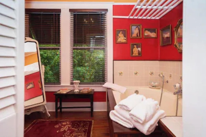 Room 21 of 78