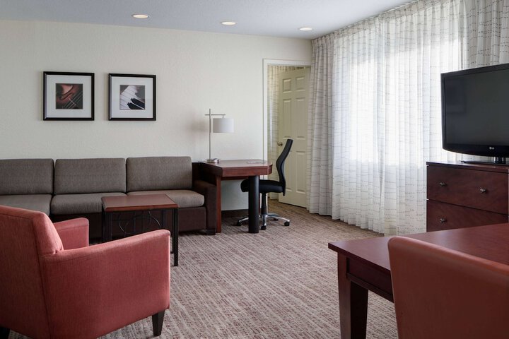 Room 9 of 20