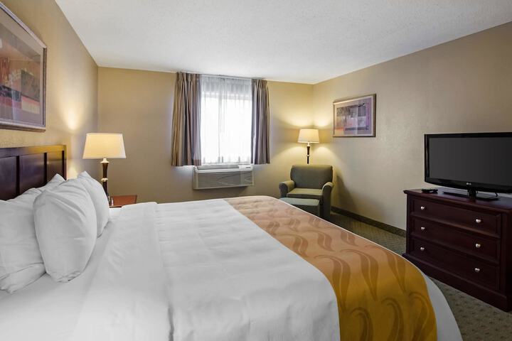 Quality Inn Summersville - New River Area