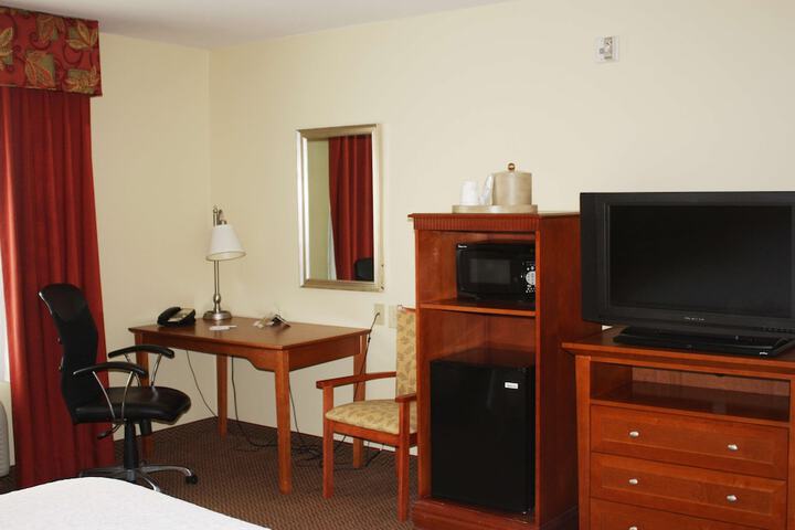 Room 10 of 22