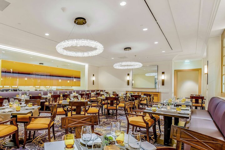 Dining 63 of 79