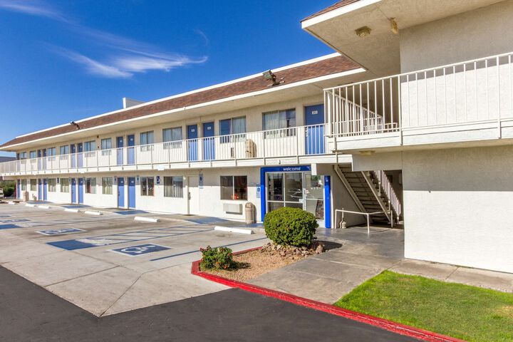 Hotel 5 of 32