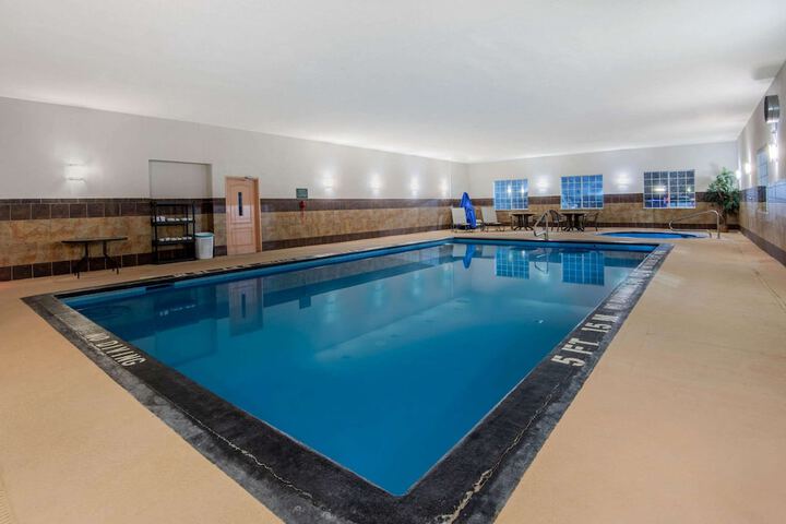 Pool 8 of 49