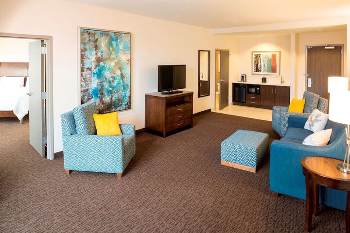 Room 16 of 60