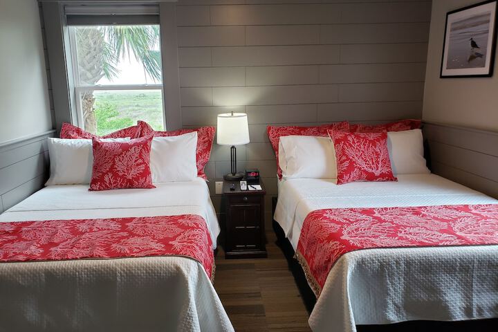Harborwalk Lodge