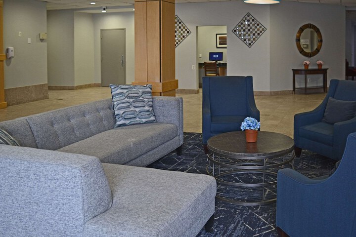 Hotel Interior 4 of 53