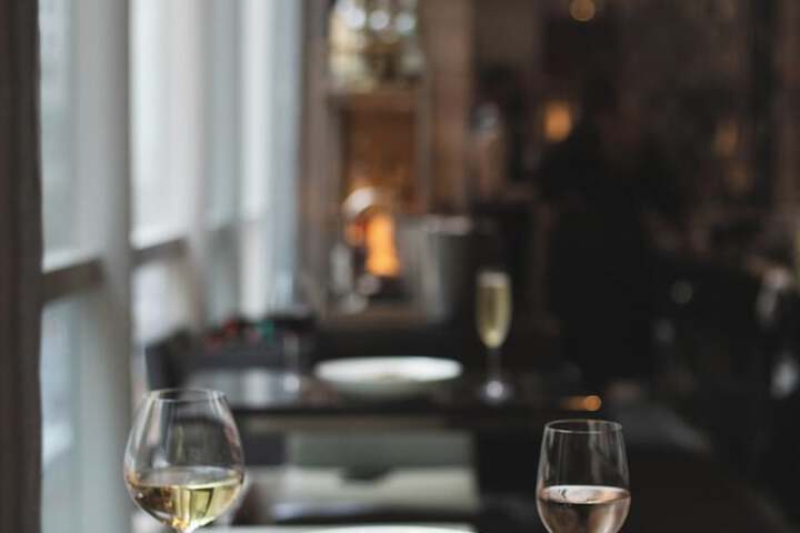 Dining 89 of 103