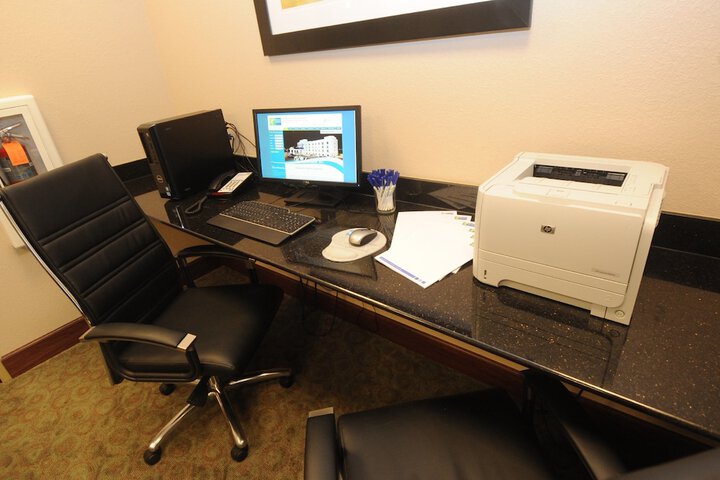 Business Center 24 of 24