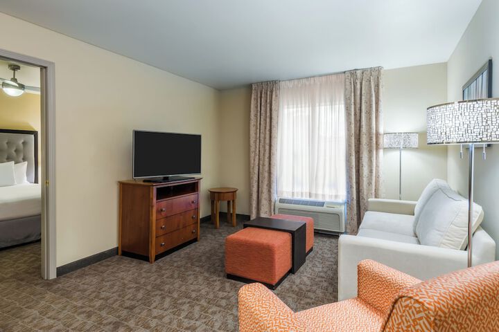Larkspur Landing Extended Stay Suites St. Louis Riverport - Airport West