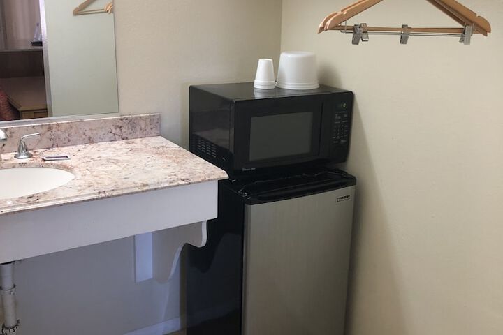 Room 44 of 154