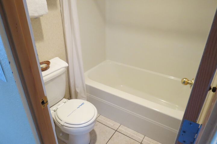Room 5 of 30