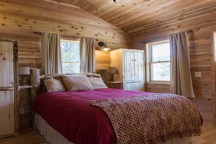 Boulder Mountain Guest Ranch