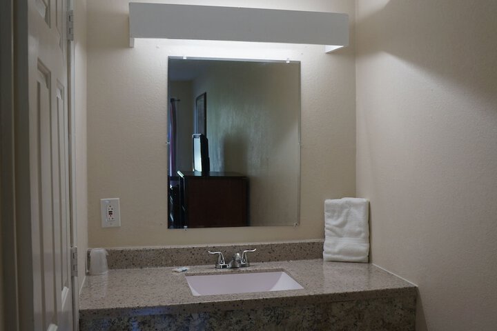 Room 41 of 71