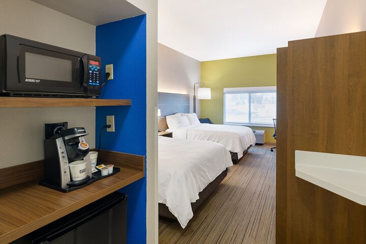 Holiday Inn Express Hotel & Suites Weston by IHG