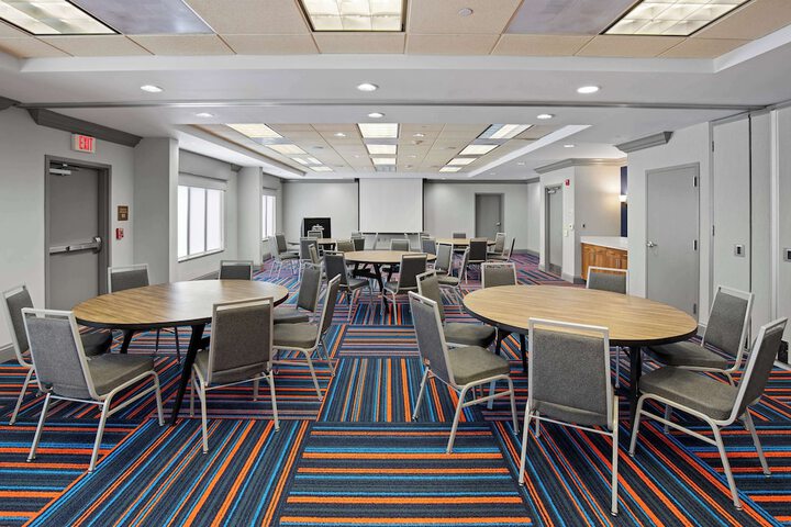 Hampton Inn & Suites Murfreesboro