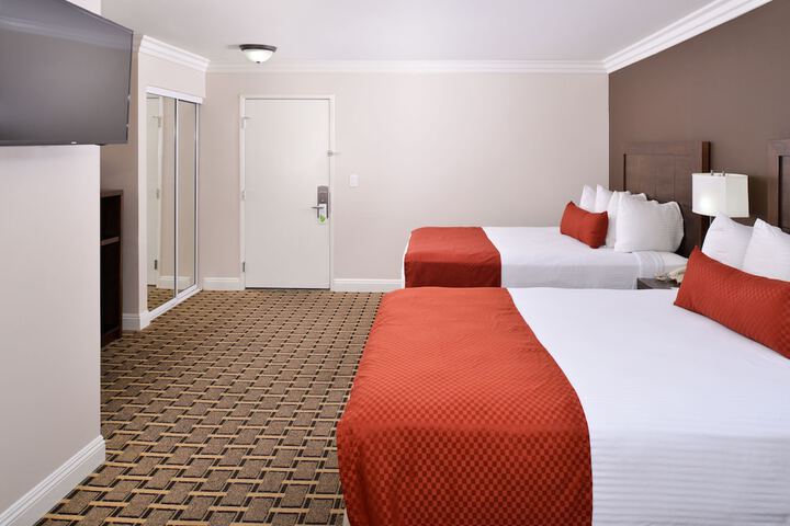Room 18 of 37